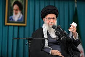 یکی از مهمترین خصوصیات آقای رئیسی مردمی‌بودن بود.